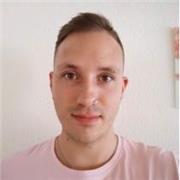 Graduado en Magisterio de Educación Primaria cualificado para dar clases presenciales/online de refuerzo
